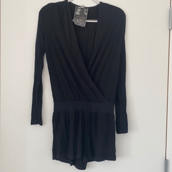 Young fabulous and broke black long sleeve romper - Picture 1 of 3